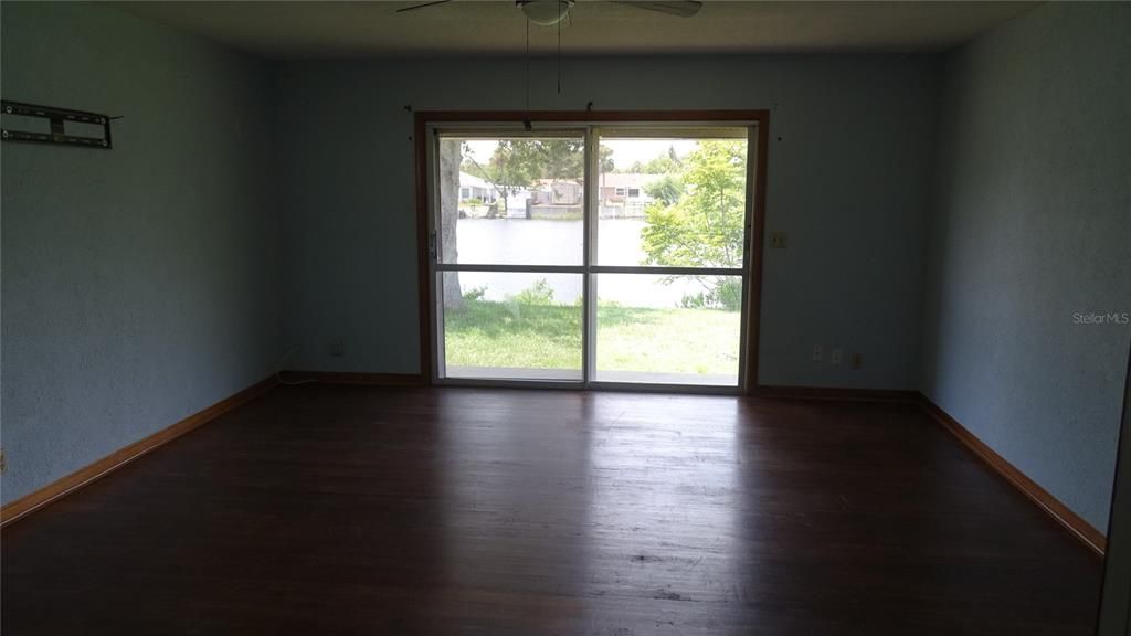 待售: $425,000 (3 贝兹, 2 浴室, 1742 平方英尺)