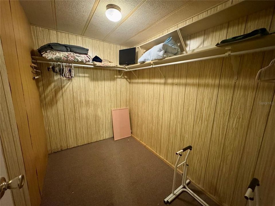 Active With Contract: $99,999 (2 beds, 2 baths, 1056 Square Feet)