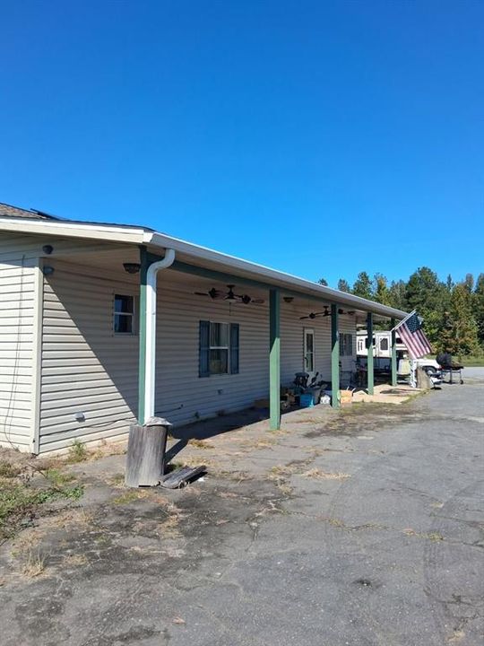 待售: $249,900 (4 贝兹, 2 浴室, 2488 平方英尺)