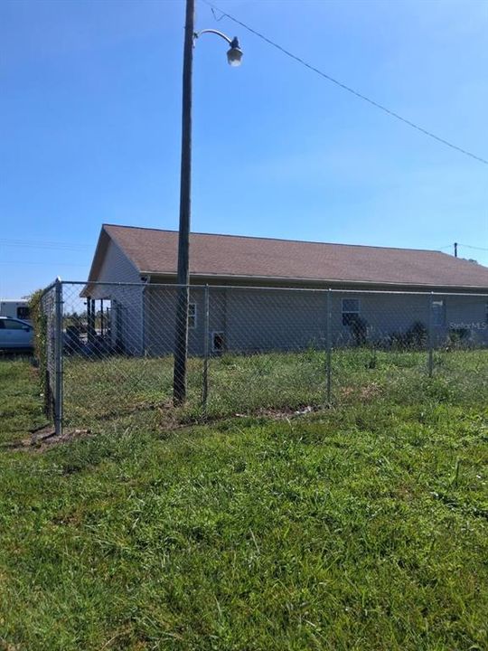 待售: $249,900 (4 贝兹, 2 浴室, 2488 平方英尺)