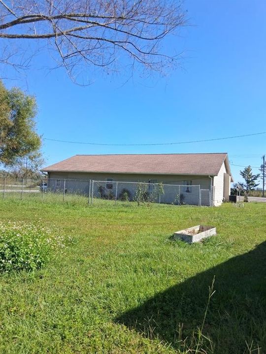 待售: $249,900 (4 贝兹, 2 浴室, 2488 平方英尺)