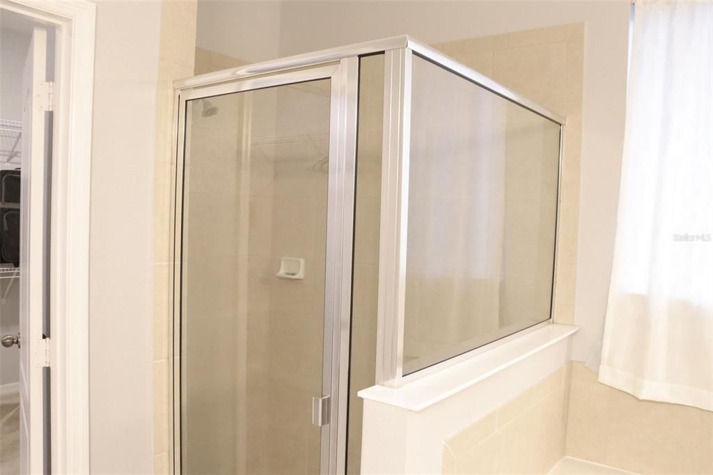 For Sale: $780,000 (4 beds, 3 baths, 2998 Square Feet)