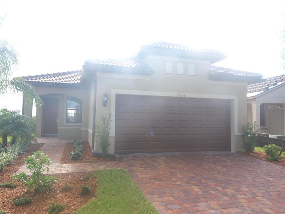 出租: $2,700 (2 贝兹, 2 浴室, 1333 平方英尺)