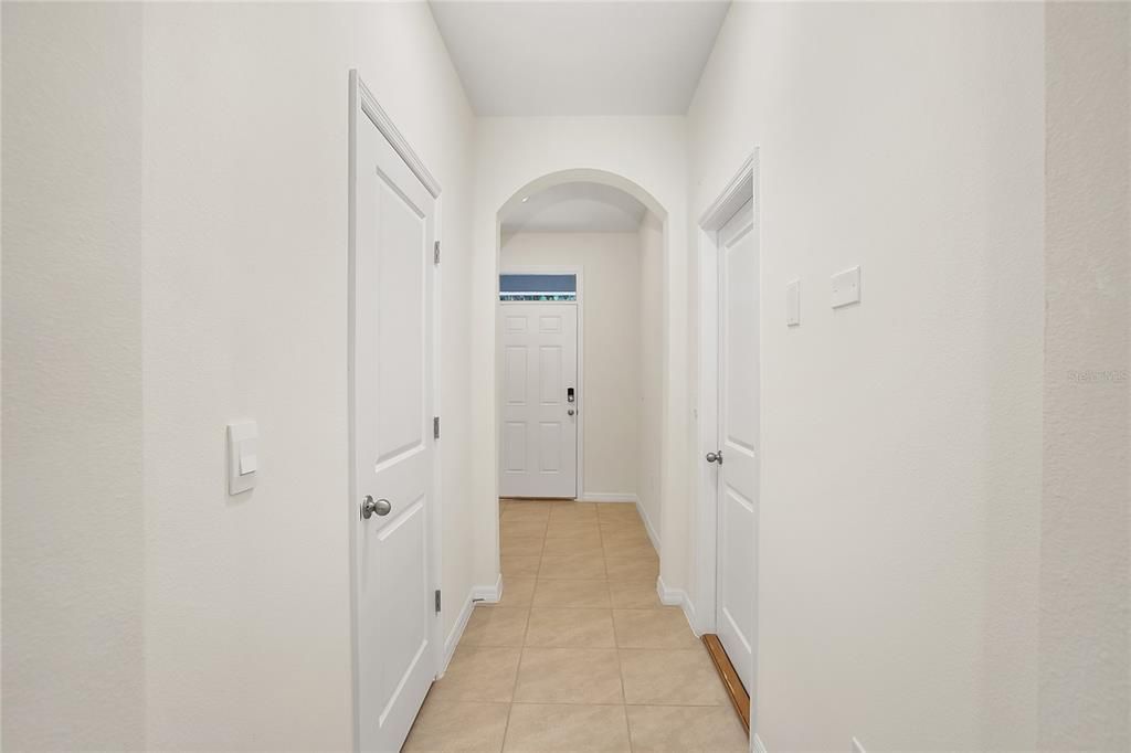 For Rent: $2,100 (3 beds, 2 baths, 1673 Square Feet)