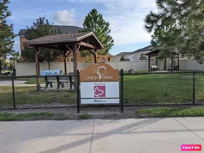 For Rent: $2,100 (3 beds, 2 baths, 1673 Square Feet)