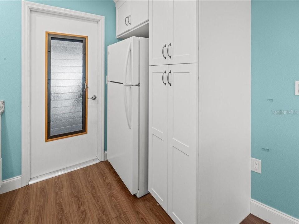 На продажу: $329,000 (2 спален, 2 ванн, 1373 Квадратных фут)