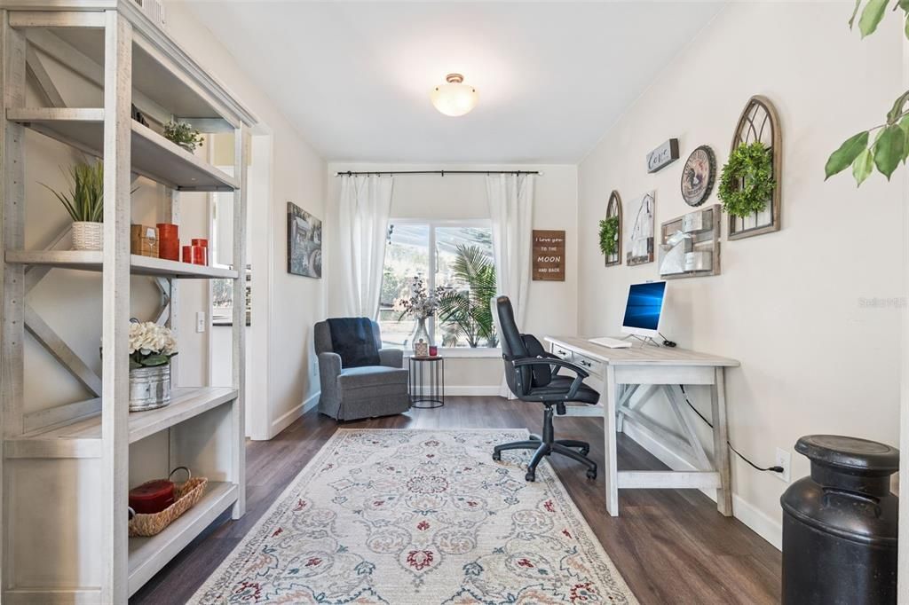 En Venta: $525,000 (4 camas, 2 baños, 2142 Pies cuadrados)