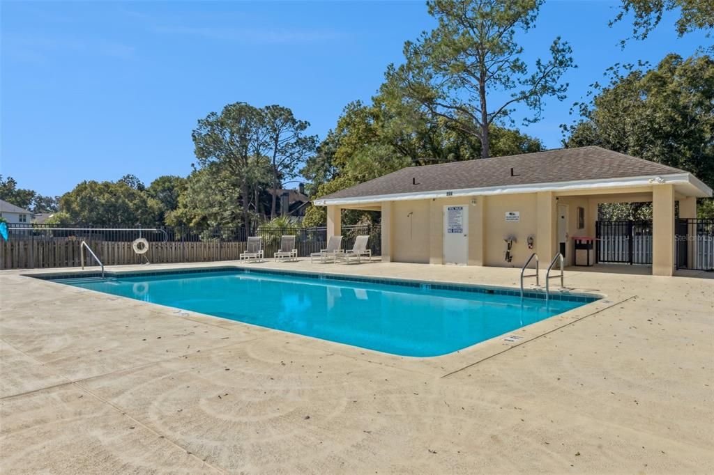 En Venta: $525,000 (4 camas, 2 baños, 2142 Pies cuadrados)