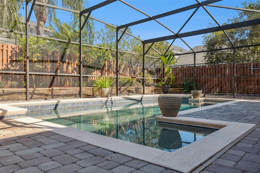 En Venta: $525,000 (4 camas, 2 baños, 2142 Pies cuadrados)