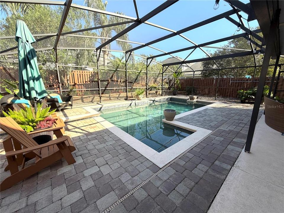 En Venta: $525,000 (4 camas, 2 baños, 2142 Pies cuadrados)