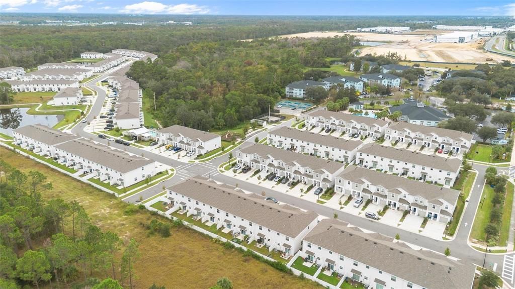 For Rent: $2,290 (3 beds, 2 baths, 1672 Square Feet)