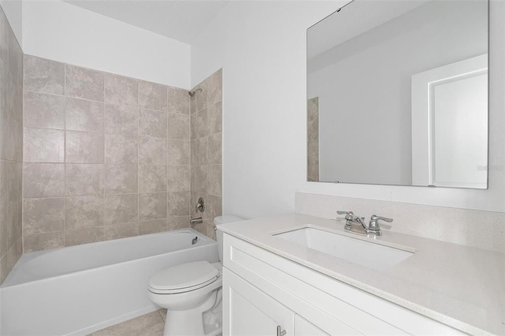 For Rent: $2,290 (3 beds, 2 baths, 1672 Square Feet)