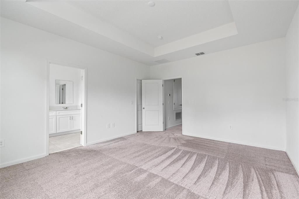 For Rent: $2,290 (3 beds, 2 baths, 1672 Square Feet)