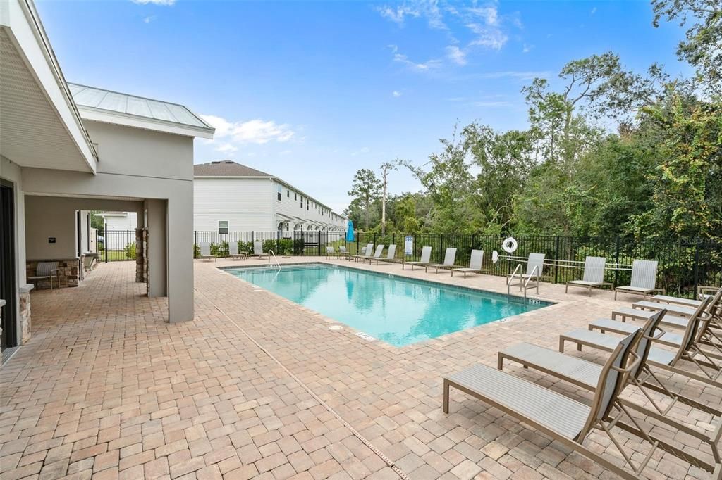 For Rent: $2,290 (3 beds, 2 baths, 1672 Square Feet)