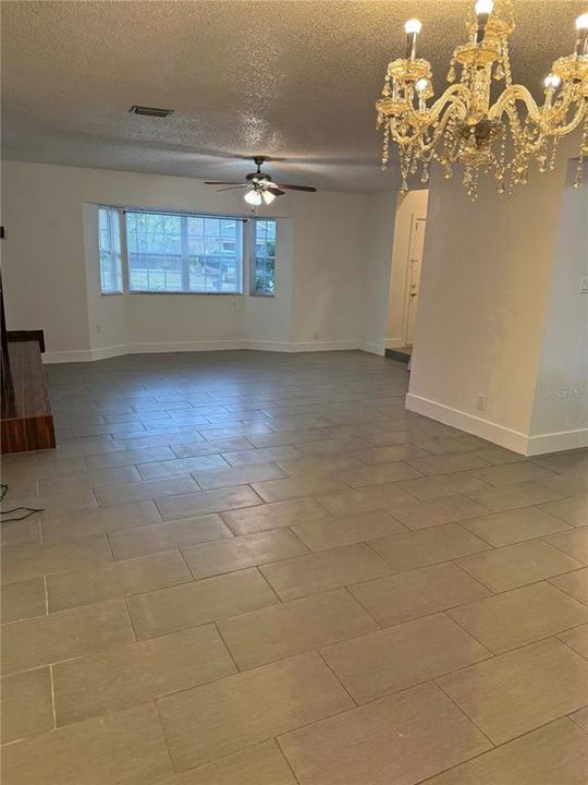 For Rent: $2,800 (3 beds, 3 baths, 1863 Square Feet)