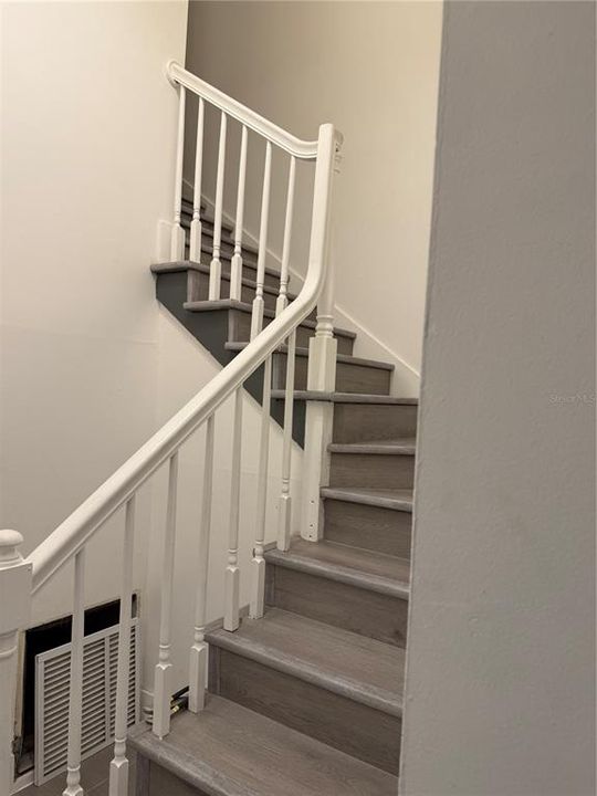 For Rent: $2,800 (3 beds, 3 baths, 1863 Square Feet)