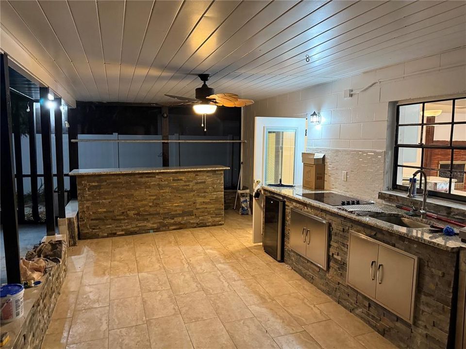 For Rent: $2,800 (3 beds, 3 baths, 1863 Square Feet)