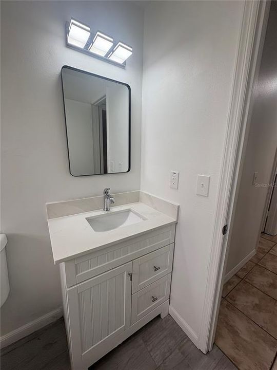 Activo con contrato: $389,900 (3 camas, 2 baños, 1623 Pies cuadrados)