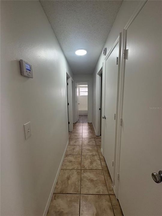 Activo con contrato: $389,900 (3 camas, 2 baños, 1623 Pies cuadrados)
