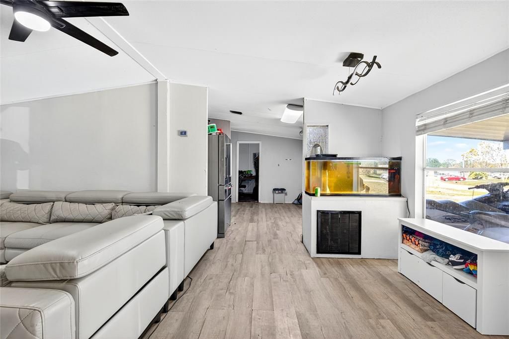 En Venta: $149,999 (4 camas, 2 baños, 1248 Pies cuadrados)