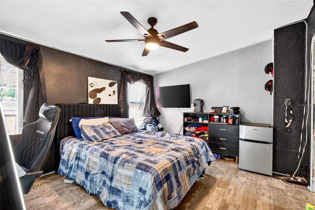 En Venta: $149,999 (4 camas, 2 baños, 1248 Pies cuadrados)