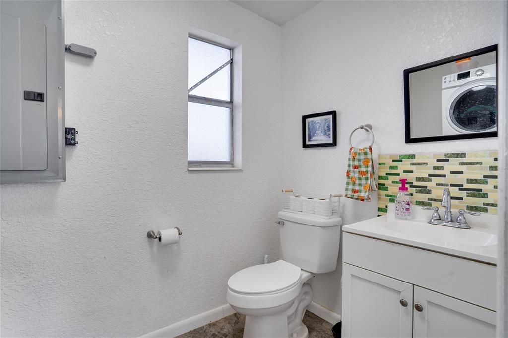 En Venta: $319,900 (2 camas, 1 baños, 1036 Pies cuadrados)