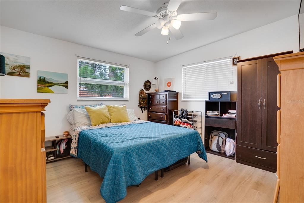 En Venta: $319,900 (2 camas, 1 baños, 1036 Pies cuadrados)