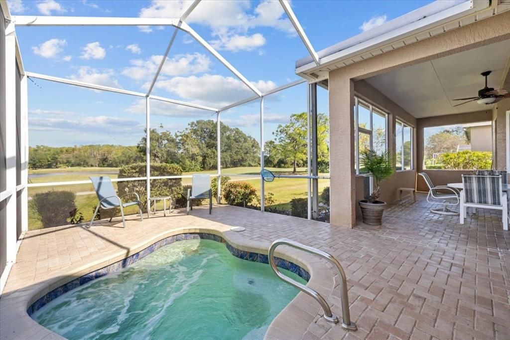 待售: $559,900 (2 贝兹, 2 浴室, 1767 平方英尺)