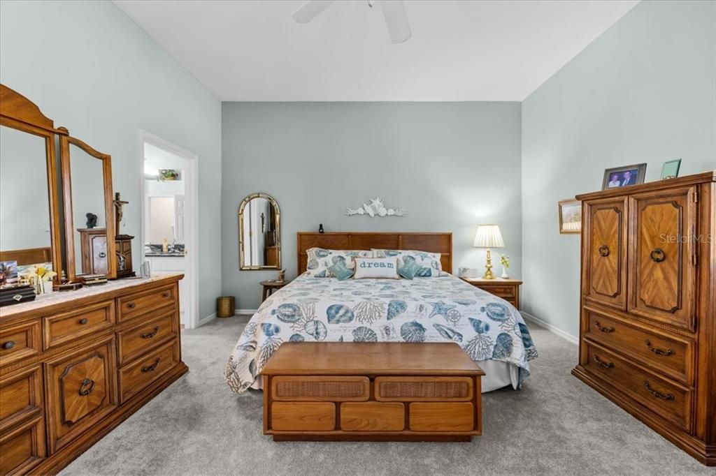 待售: $559,900 (2 贝兹, 2 浴室, 1767 平方英尺)