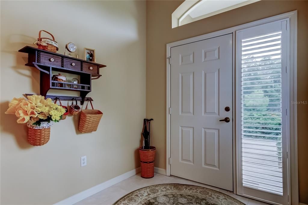 На продажу: $449,900 (3 спален, 2 ванн, 1874 Квадратных фут)