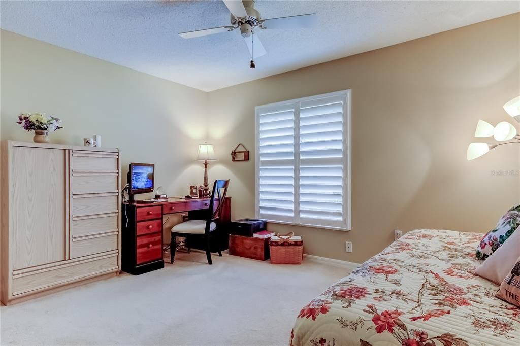 На продажу: $449,900 (3 спален, 2 ванн, 1874 Квадратных фут)