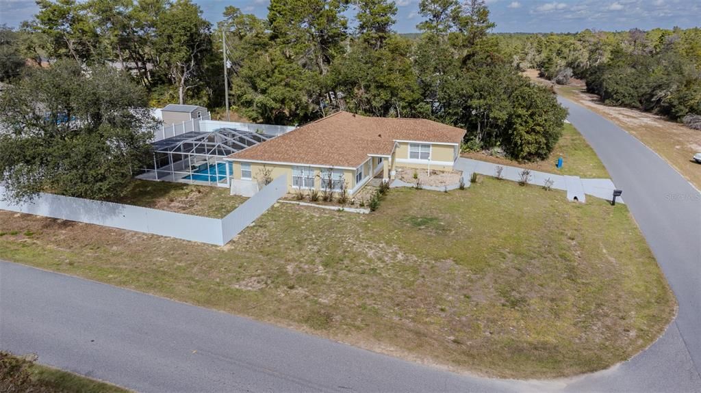 Active With Contract: $319,900 (3 beds, 2 baths, 1630 Square Feet)