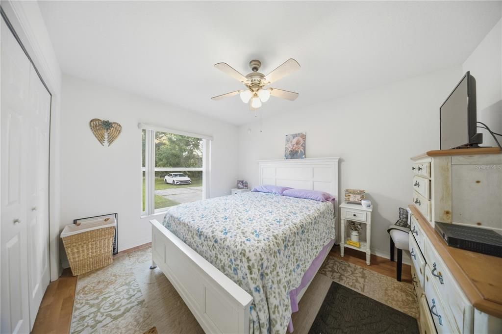 Activo con contrato: $325,000 (3 camas, 2 baños, 1884 Pies cuadrados)