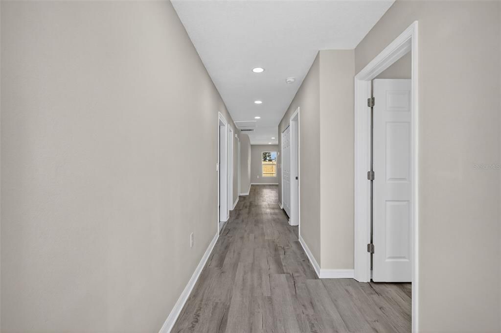 En Renta: $2,850 (4 camas, 2 baños, 1760 Pies cuadrados)