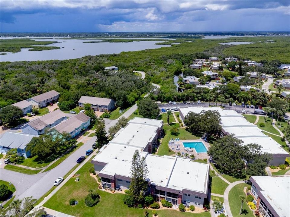 出租: $1,795 (2 贝兹, 1 浴室, 838 平方英尺)