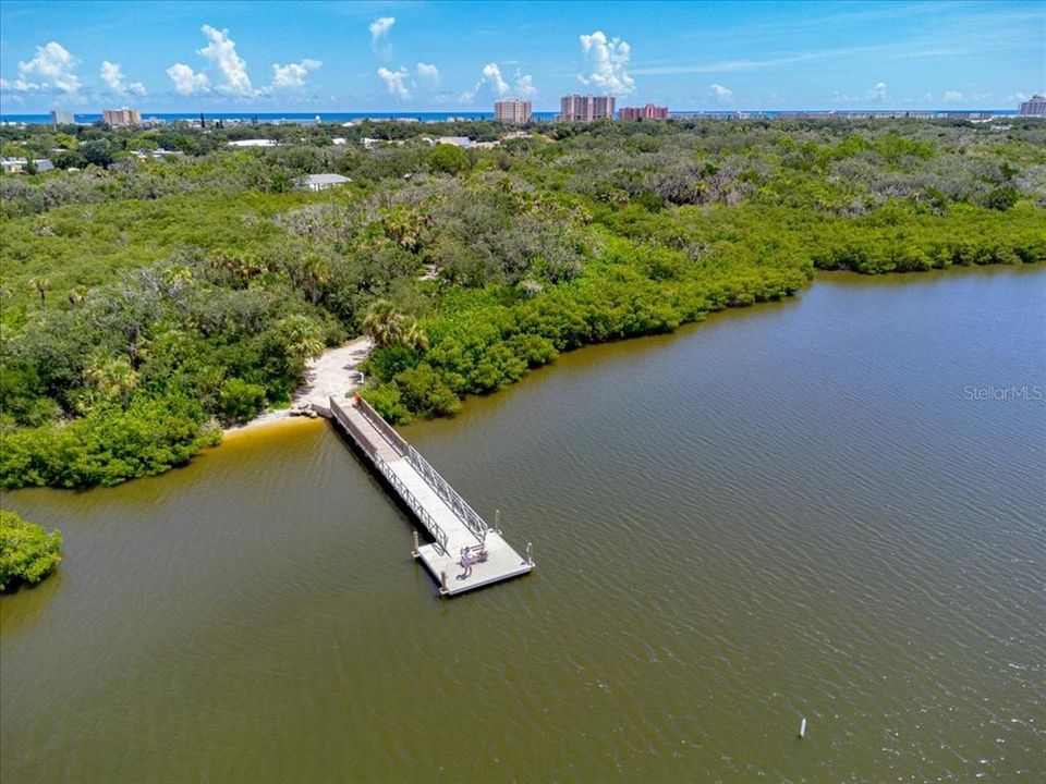 出租: $1,795 (2 贝兹, 1 浴室, 838 平方英尺)