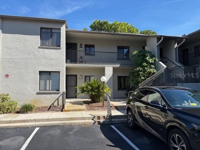 For Sale: $169,900 (2 beds, 2 baths, 840 Square Feet)