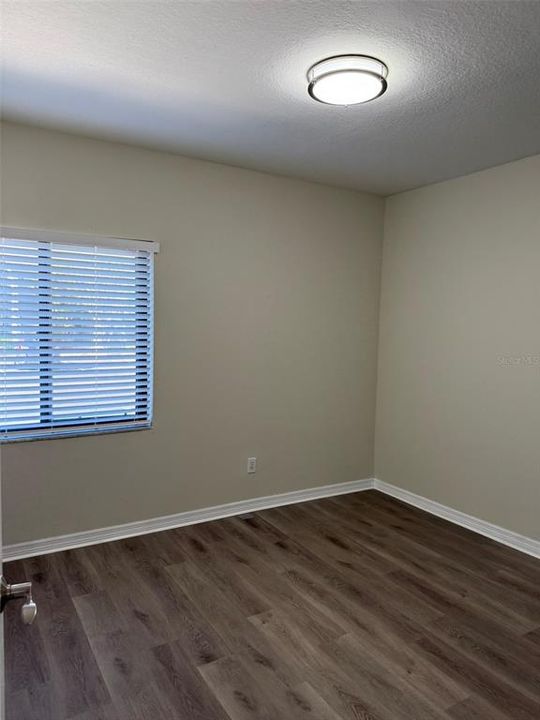 For Sale: $169,900 (2 beds, 2 baths, 840 Square Feet)