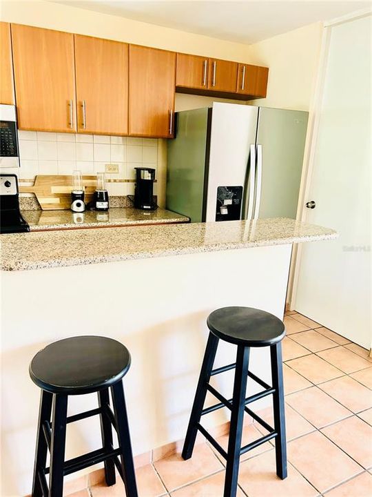 For Sale: $285,000 (3 beds, 2 baths, 1208 Square Feet)