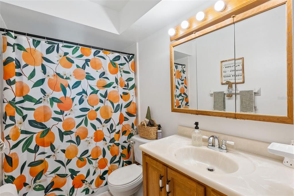 Active With Contract: $2,500 (3 beds, 2 baths, 1704 Square Feet)