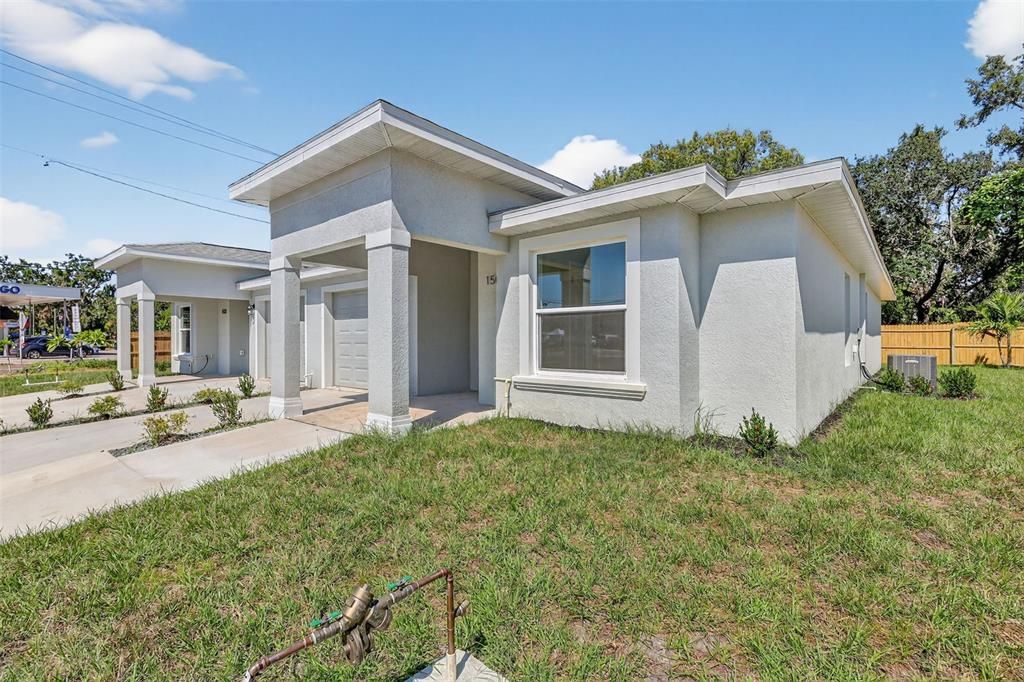 En Renta: $2,600 (3 camas, 2 baños, 1700 Pies cuadrados)