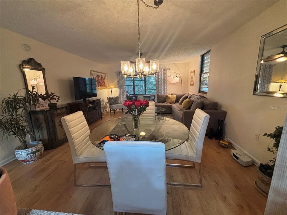 For Sale: $189,500 (2 beds, 2 baths, 1508 Square Feet)