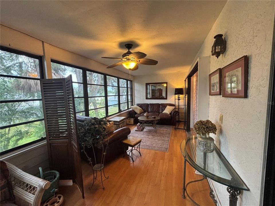 For Sale: $189,500 (2 beds, 2 baths, 1508 Square Feet)