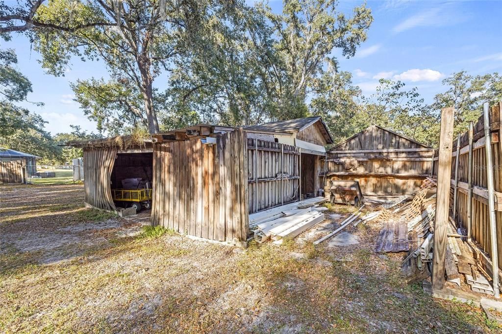 Active With Contract: $335,000 (3 beds, 2 baths, 1728 Square Feet)