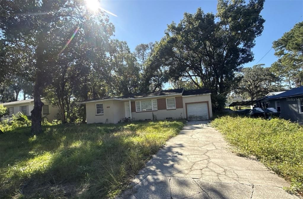 En Venta: $165,000 (3 camas, 2 baños, 1626 Pies cuadrados)