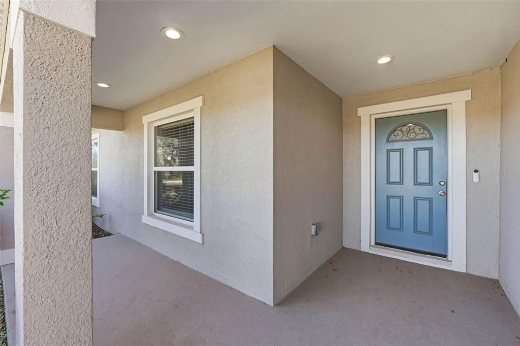 待售: $640,000 (5 贝兹, 3 浴室, 2400 平方英尺)