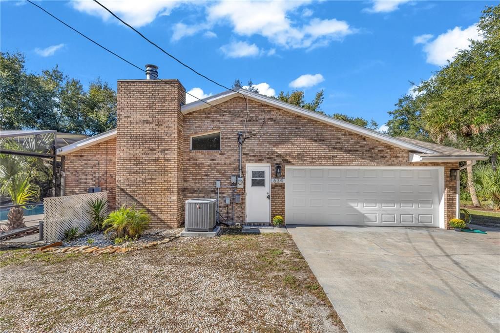 Под контрактом: $509,000 (3 спален, 2 ванн, 2313 Квадратных фут)