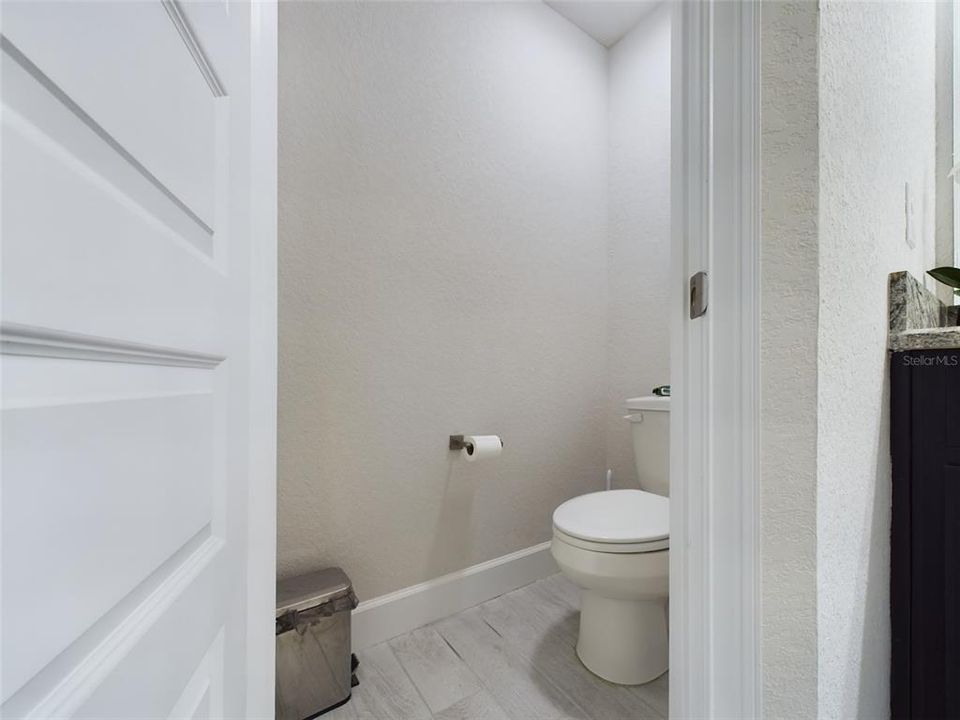 待售: $325,000 (4 贝兹, 2 浴室, 1758 平方英尺)