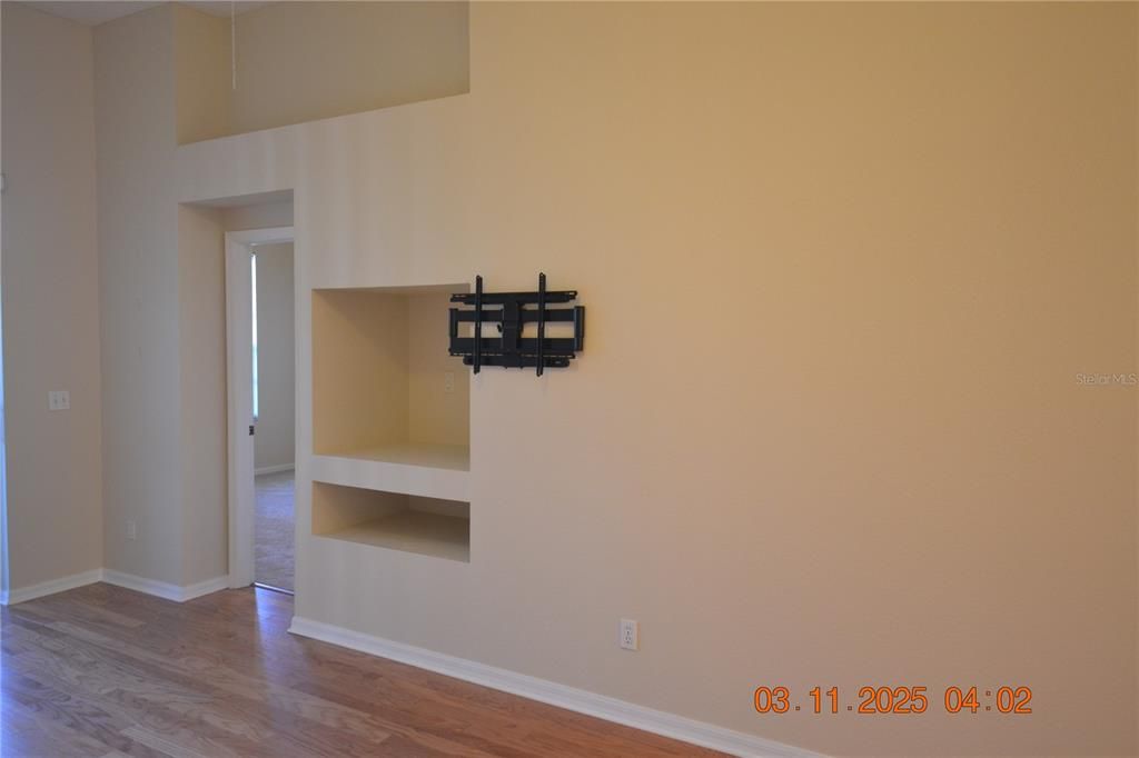 For Rent: $2,500 (2 beds, 2 baths, 1086 Square Feet)