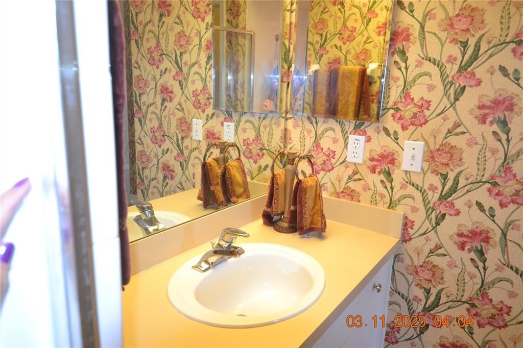 For Rent: $2,500 (2 beds, 2 baths, 1086 Square Feet)